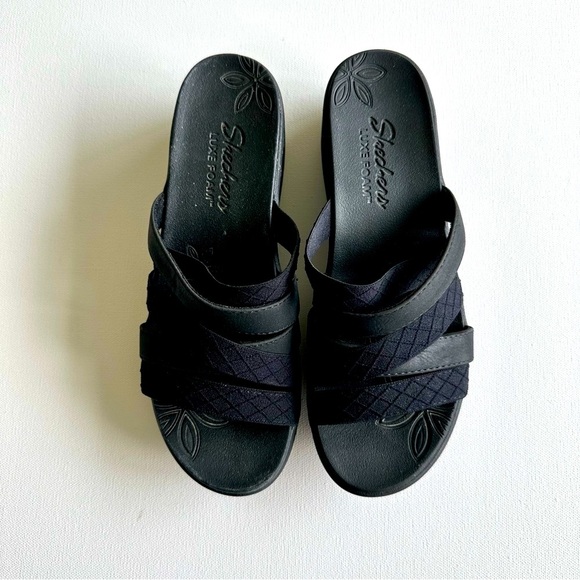 EUC Skechers Pier-Lite-Fading-Sun Black Wedge Sandals - Picture 3 of 4